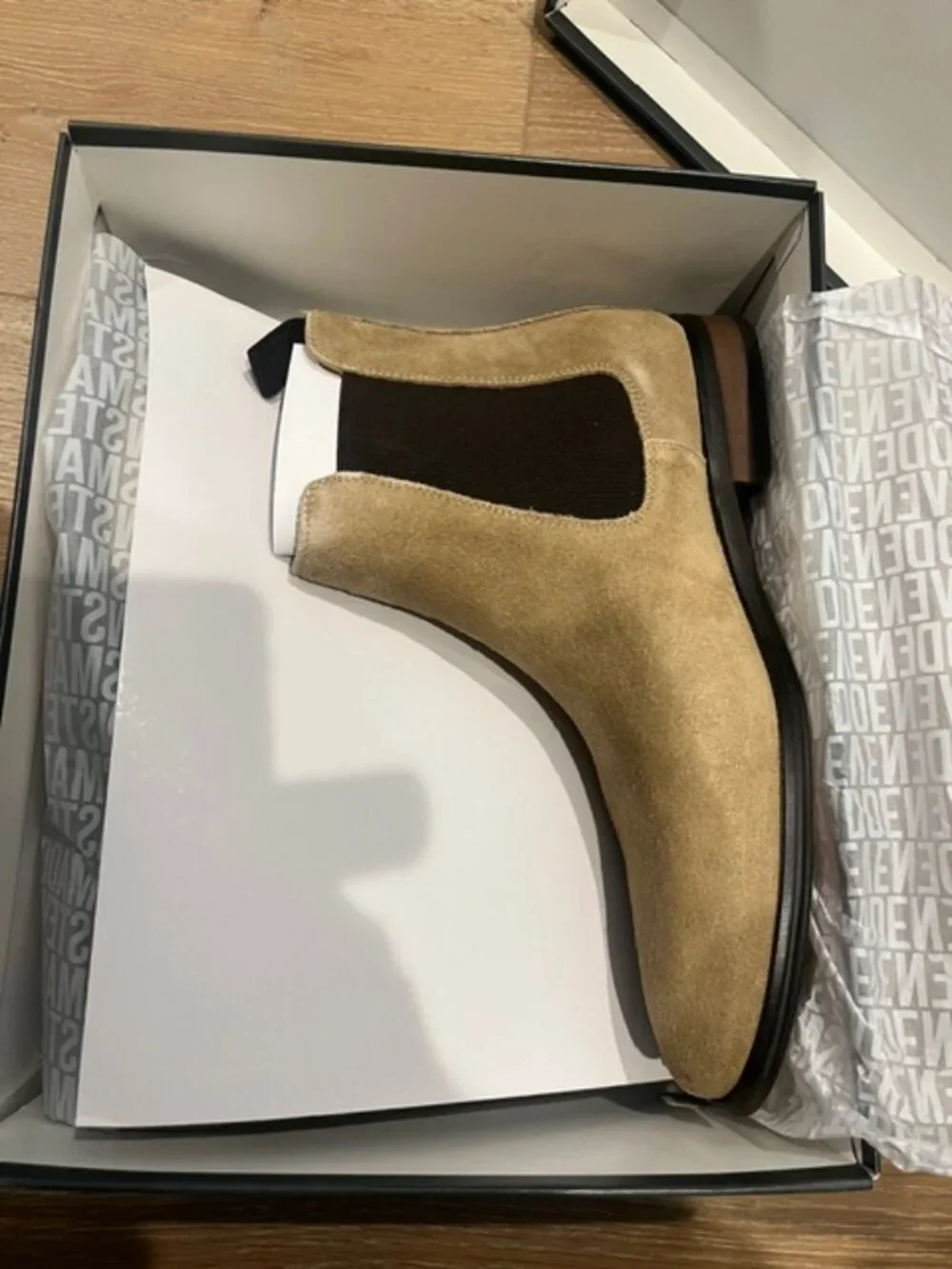 NIB Mens Steve Madden Aldair Chelsea Taupe Suede Boot Sz 11.5